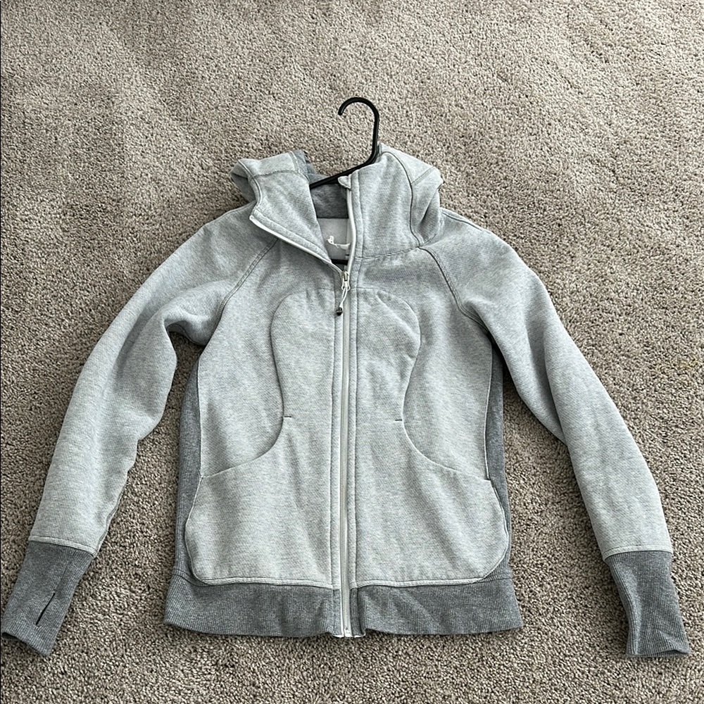 Lululemon Hooded Jacket. Size 6.